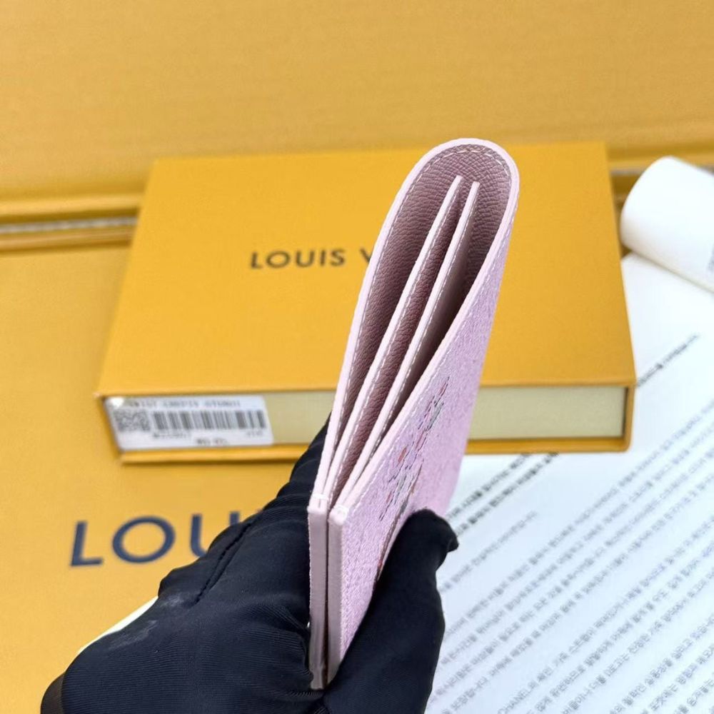 Louis Vuitton Passport Cover Pink 14Cm M25968