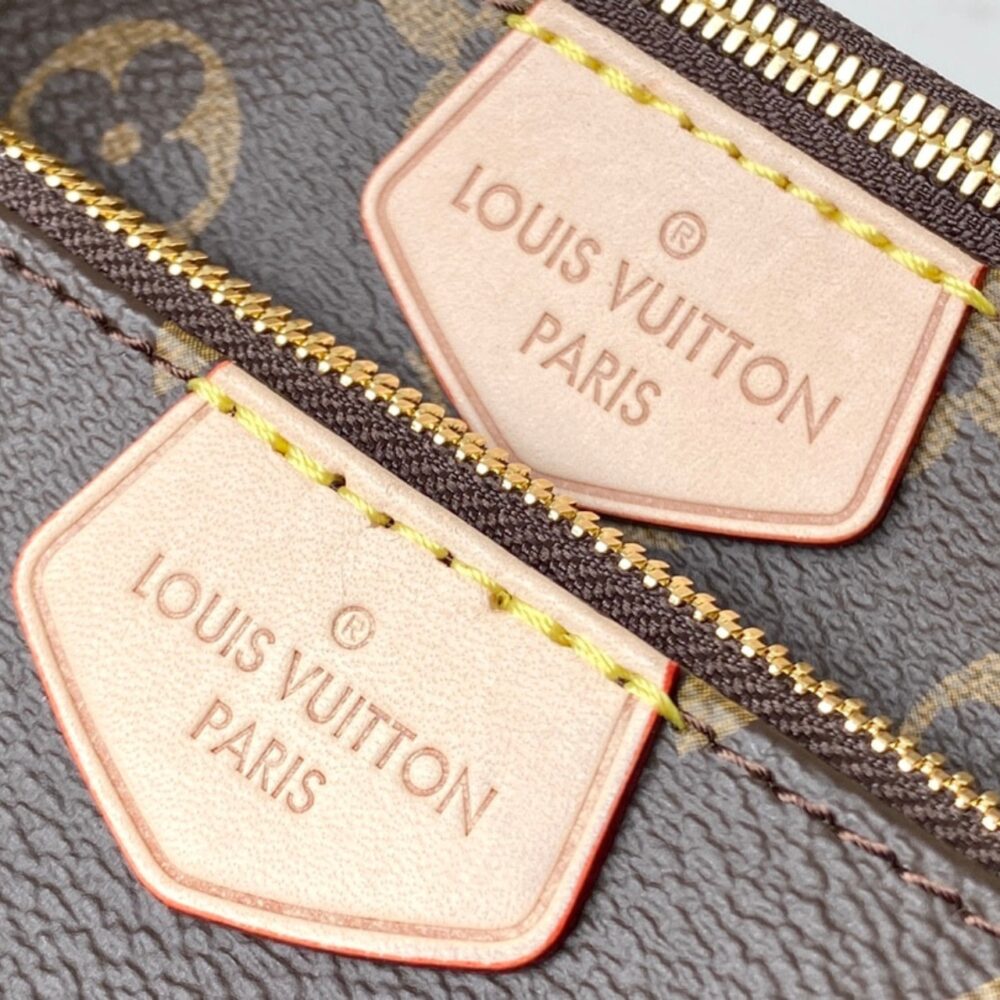 Louis Vuitton Multi Pochette Accessoires Monogram  Khaki 24cm M44813
