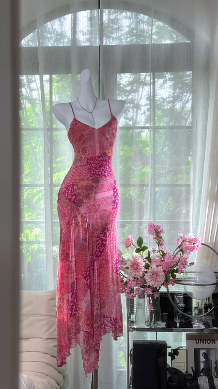 Pink floral print halter-neck fitted long ball gown R7624