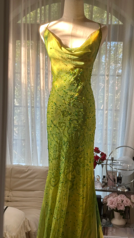 Yellow-green halter-neck, slim-fitting, bodycon long ball gown R7744