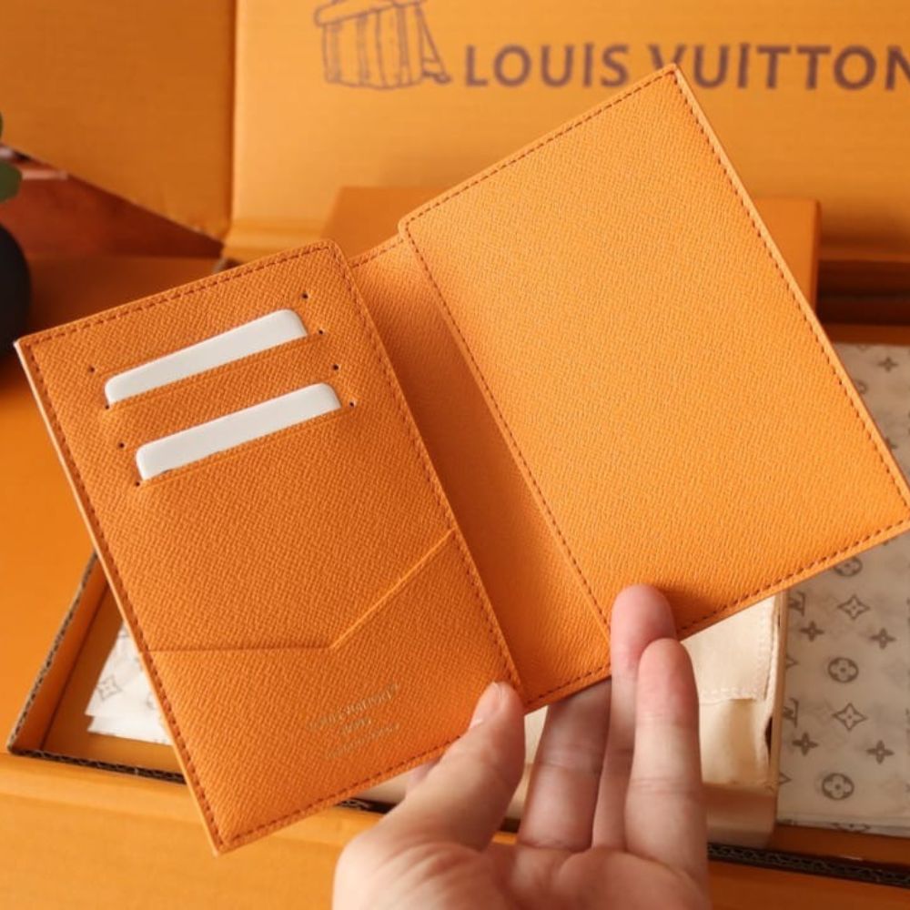 Louis Vuitton Passport Cover Monogram Dune 14Cm M14621