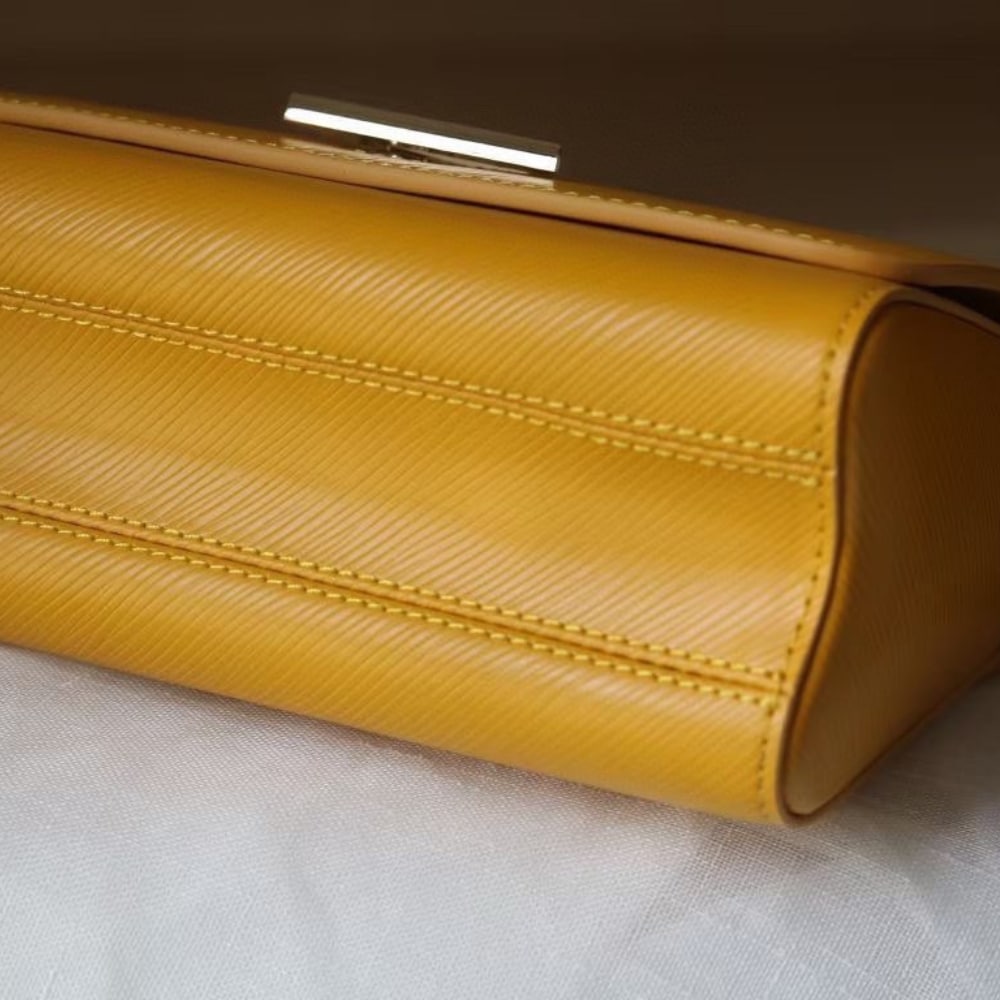 Louis Vuitton LV Twist MM Handbag Sunflower Yellow 23Cm