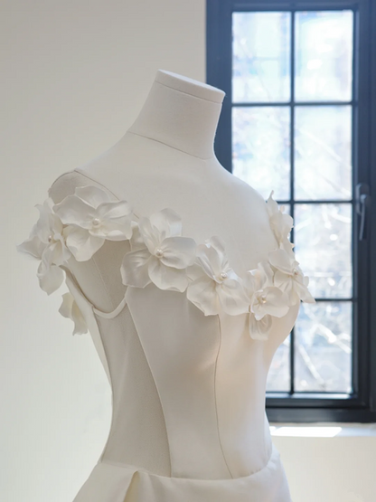 White 3D floral fitted long ball gown/bridal dress R8505