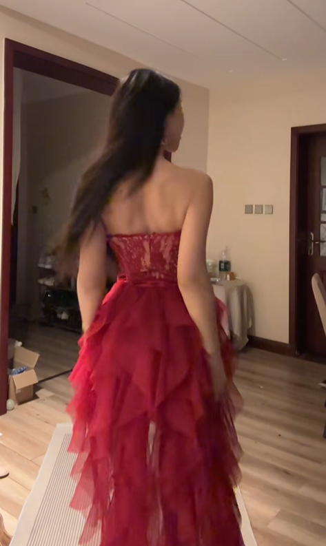 Red strapless, fitted waist, cake-style, irregular hem ball gown R7549