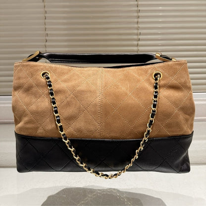 Chanel Shopping Bag Shiny And Gold Tone Metal Beige Black 36Cm AS5657 B20827 U1536
