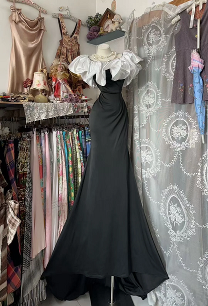 White ruffled neckline, black fitted fishtail long ball gown R7583