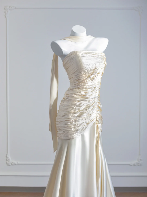 Light apricot strapless, fitted, pleated long ball gown R8271