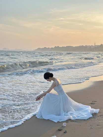 White spaghetti‑strap waist‑cinched long elegant prom gown R8016