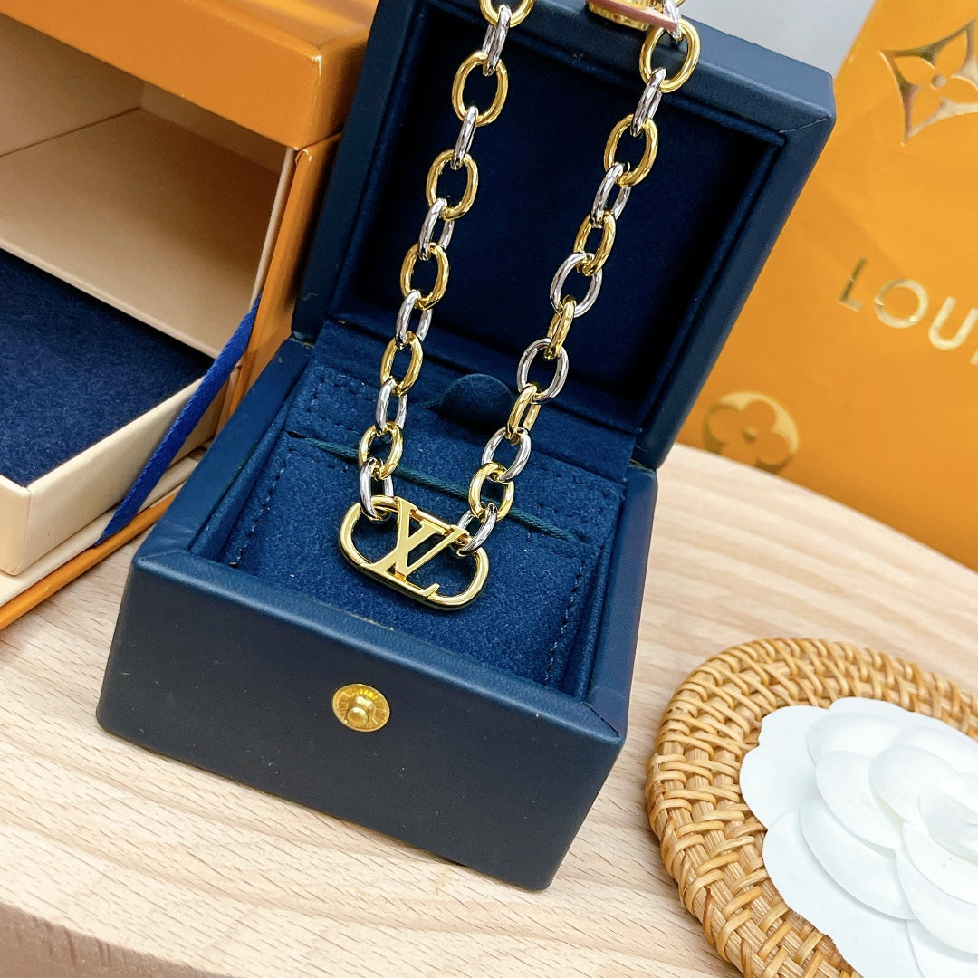 Combo EN – Lux LV Necklaces 109