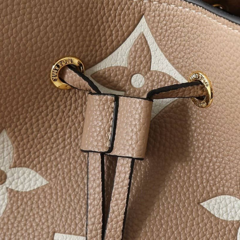 Louis Vuitton Neonoe MM Arizona 25Cm M45808