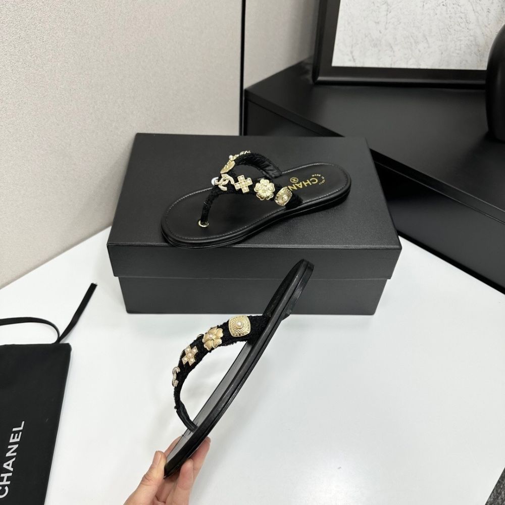 Chanel Thong Jewel Embellished Black