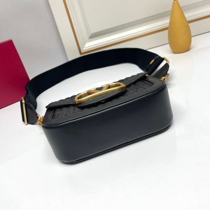 VALENTINO GARAVANI ALLTIME WOVEN LEATHER SHOULDER BAG BLACK 22CM