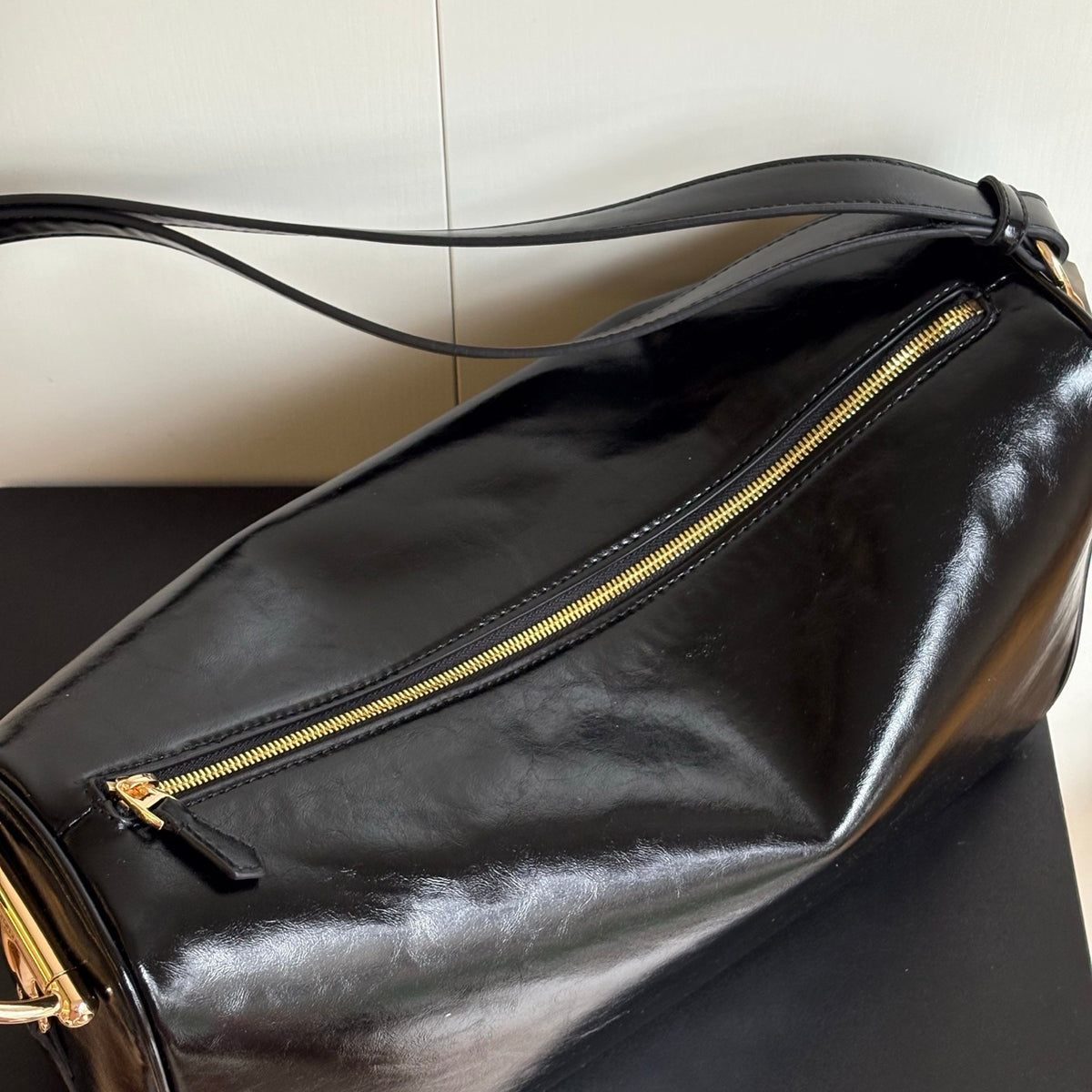 Gucci Half Horsebit Large Shoulder Bag Black 38Cm