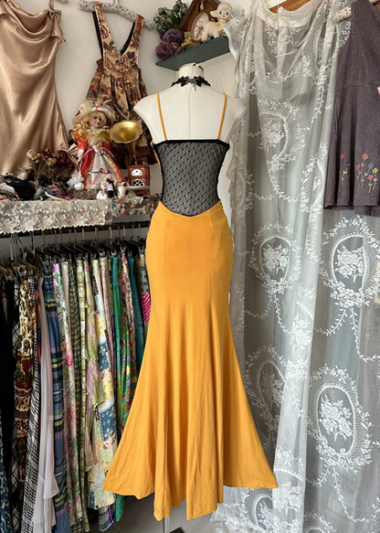 Yellow halter-neck fitted fishtail gown, ball gown R6351