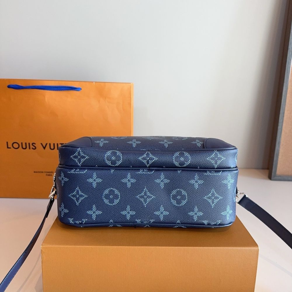 Louis Vuitton Nil Blue Ocean 26Cm M26823