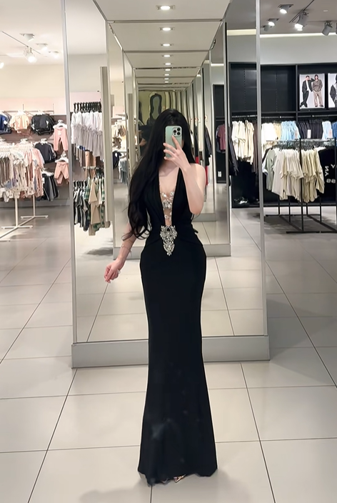 Black halter neck, fitted waist, bodycon, sexy fishtail skirt, long ball gown R7898