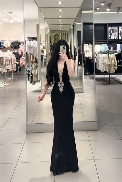 Black halter neck, fitted waist, bodycon, sexy fishtail skirt, long ball gown R7898