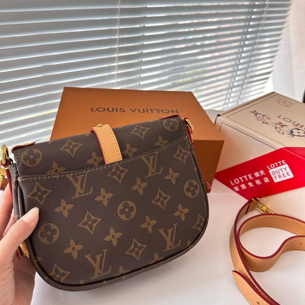 Louis Vuitton Saumur BB Monogram Brown 20Cm M46740