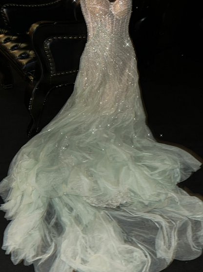 Light green sequined halter-neck fitted long ball gown R8819