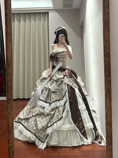 Light brown checkered strapless waist-cinching long ball gown R8636