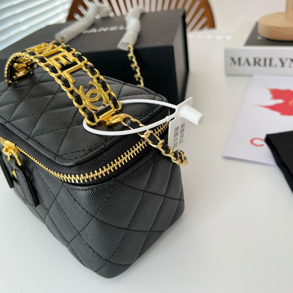 Chanel Small Vanity Case SS22 Black 17Cm