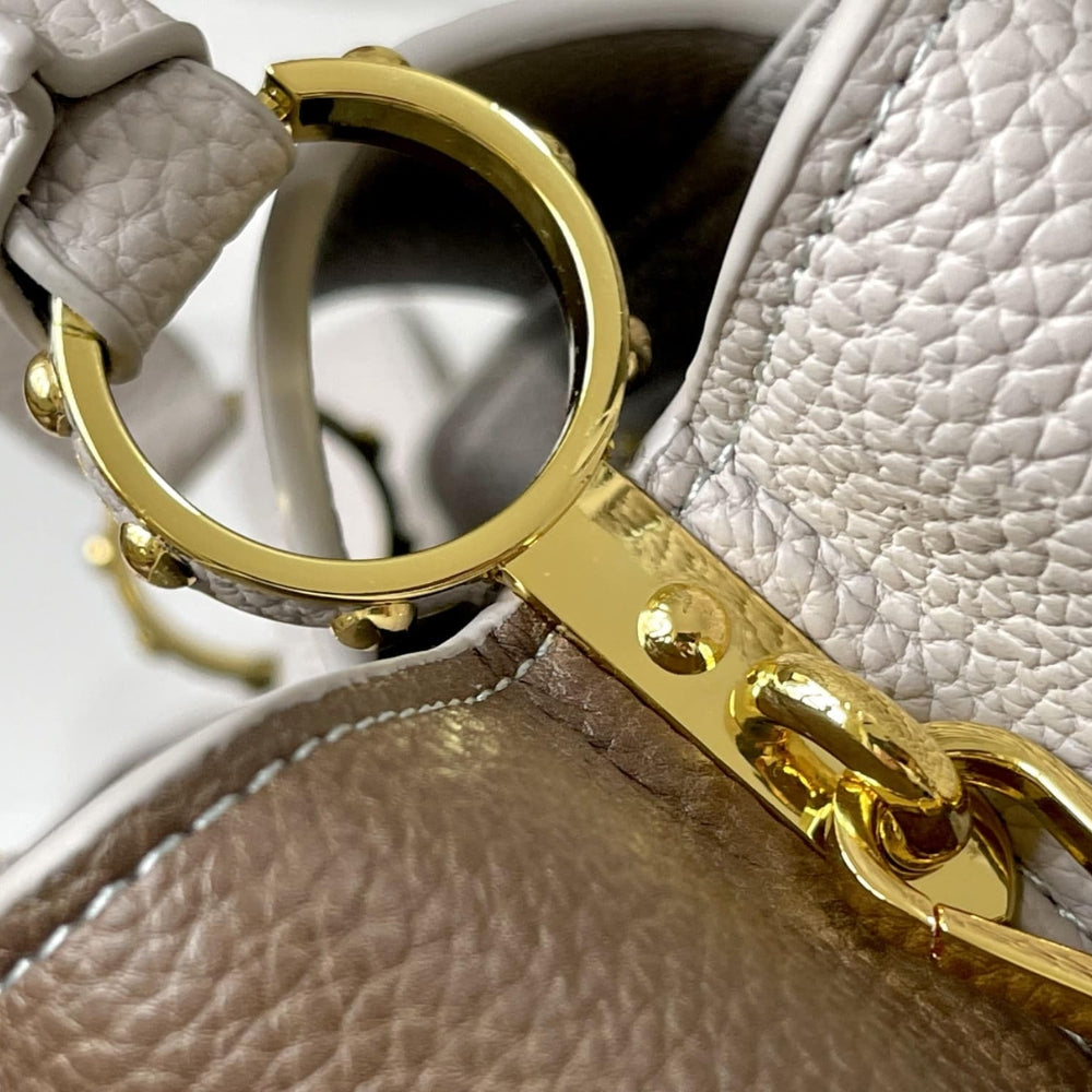Louis Vuitton Capucines BB Gray 27Cm M59699