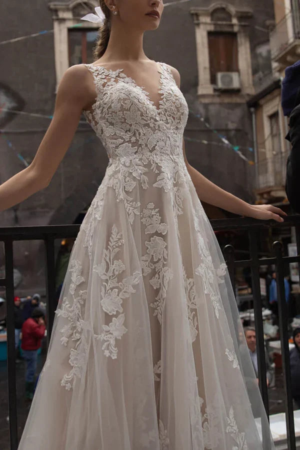 A-line V-neck lace decal romantic princess wedding dress