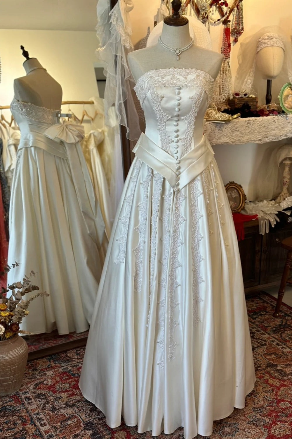 Retro Court Style Cream Satin Lace Strapless Gown - Wedding & Retro Theme Dinner Dress gh6563