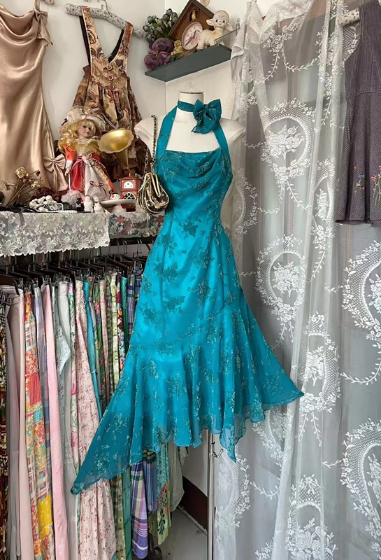 Lake blue halter neck fitted waist slim silhouette irregular hem long ball gown R7860
