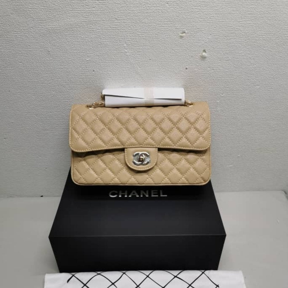 Chanel Classic Grain Gold Hardware Handbag Beige 25Cm A01112