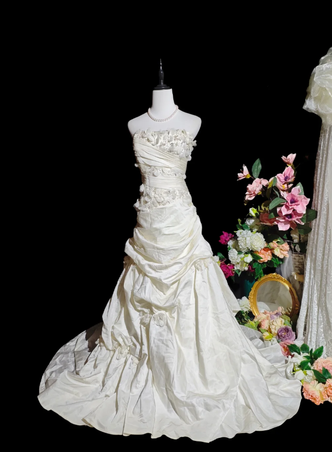 Pretty Ivory Strapless Satin Pleated Appliques Mermaid Party Dress Long Birthday Evening Gown