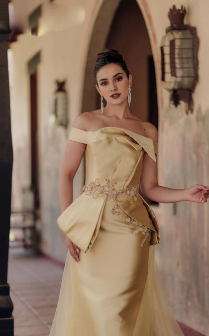 Off shoulder neckline with folded patchwork waistline decoration and floor length Prom dress