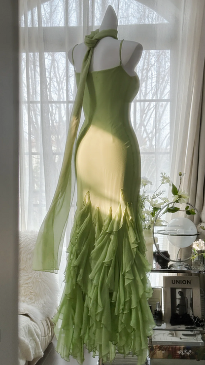 Light green halter-neck fitted long ball gown R7682