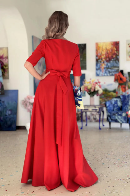 - Short sleeved boat neck trumpet and floor length Prom dress