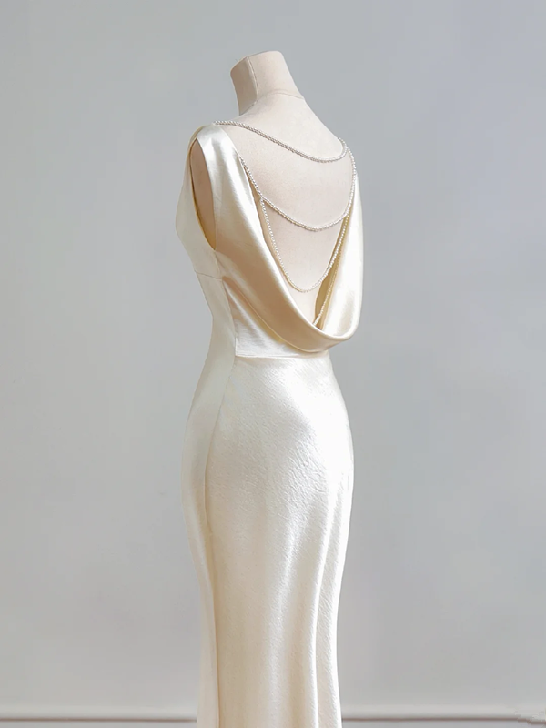 Champagne-colored satin fitted backless bodycon long ball gown R8161