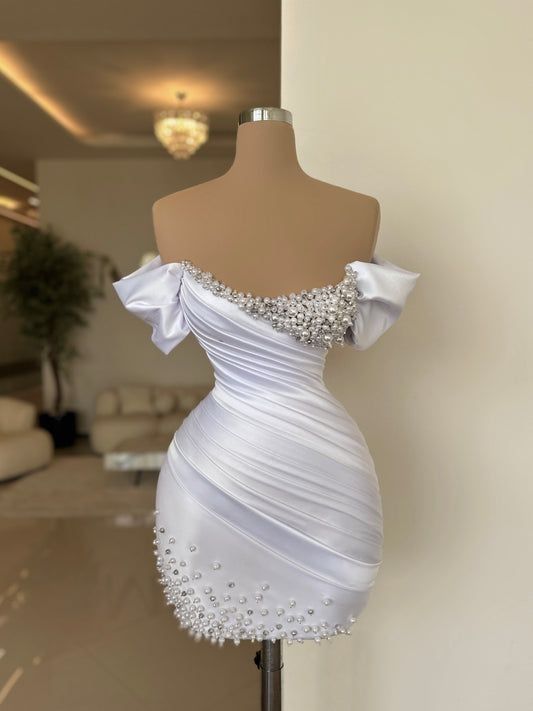 White Short Prom Dress Sheath Off the Shoulder Pearls Mini Cocktail Club Gowns Satin Pleated Party Dresses