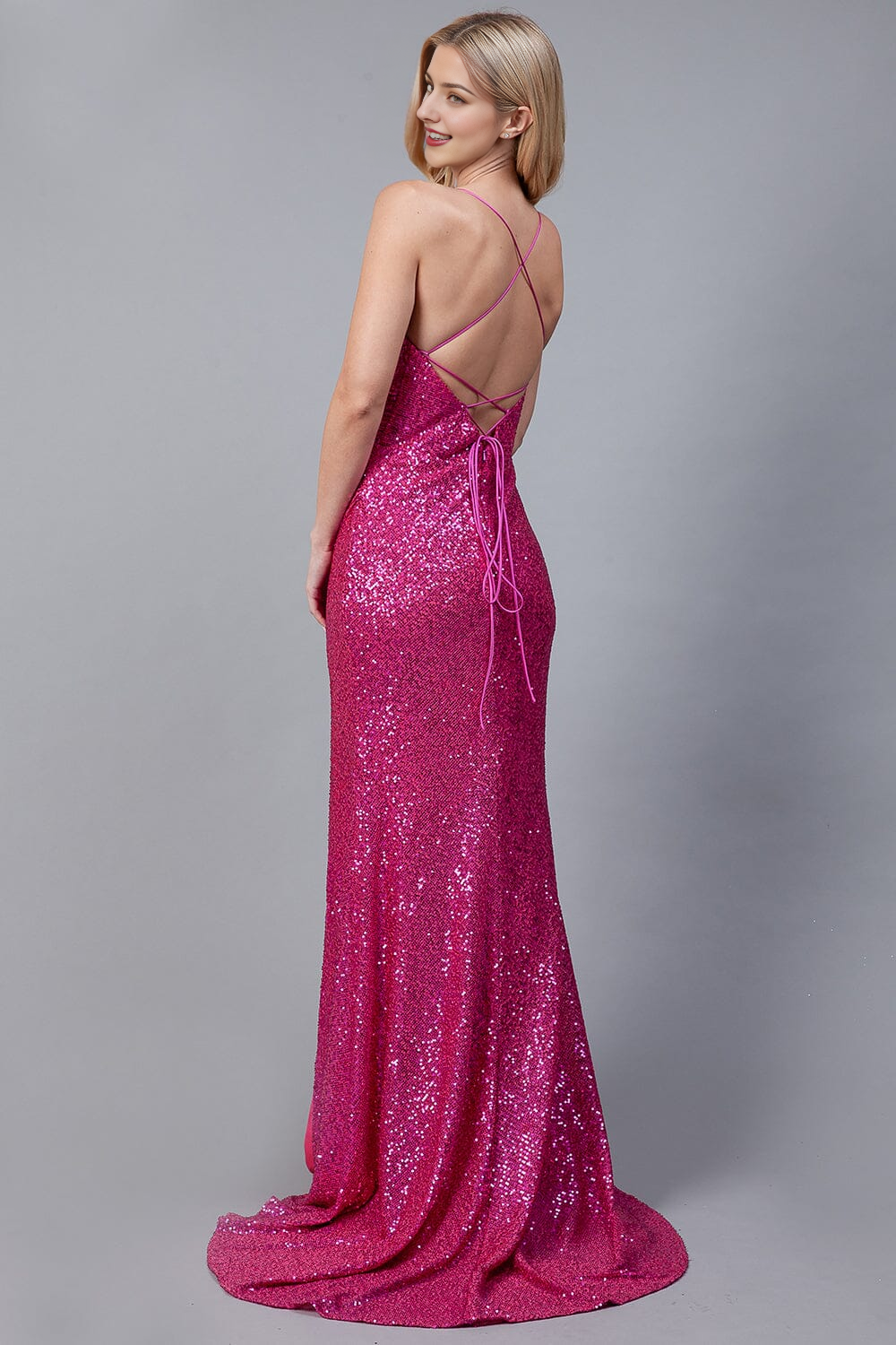 Fitted slit skirt with pleats, long sleeveless V-neck sequined dress