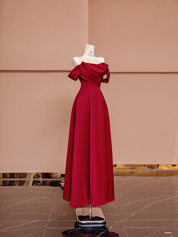 Red off-the-shoulder fitted long elegant ball gown/bridal dress R8422