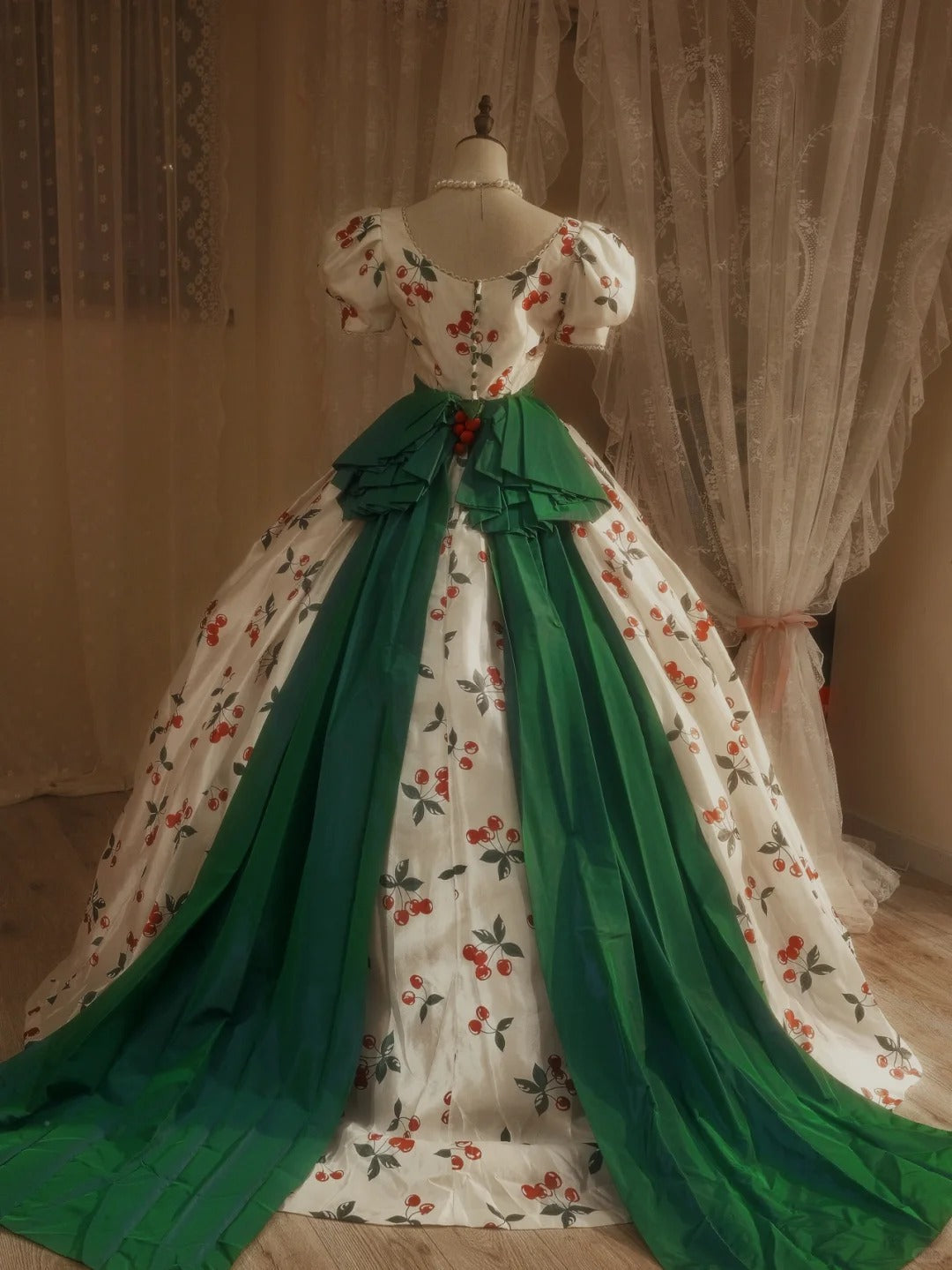 A Line Quinceanera Dresses Luxury Prom Ball Gowns Puffy Princess Dress