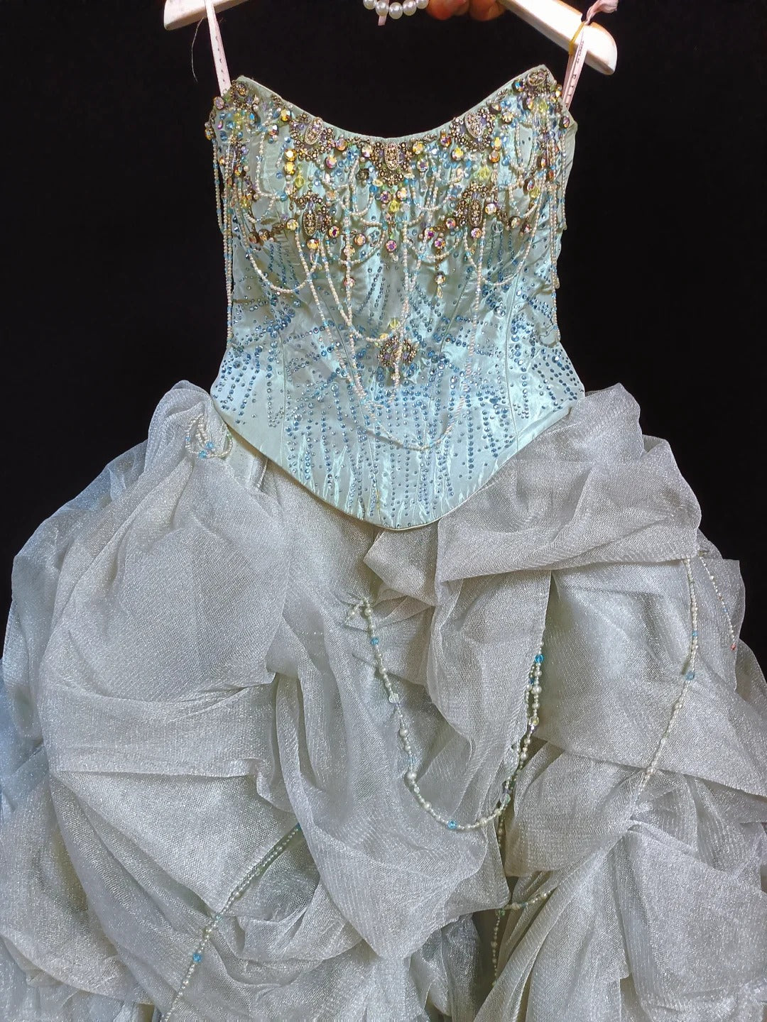 Girlhomeshops-Gray-blue gorgeous gold beading fashionable and elegant long layered princess tulle ball gown gh5325