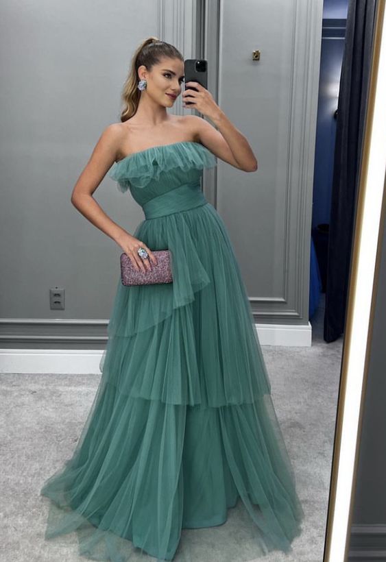 Soft Tulle Formal Evening Dresses Tiered Pleated Skirt Strapless Party Gowns