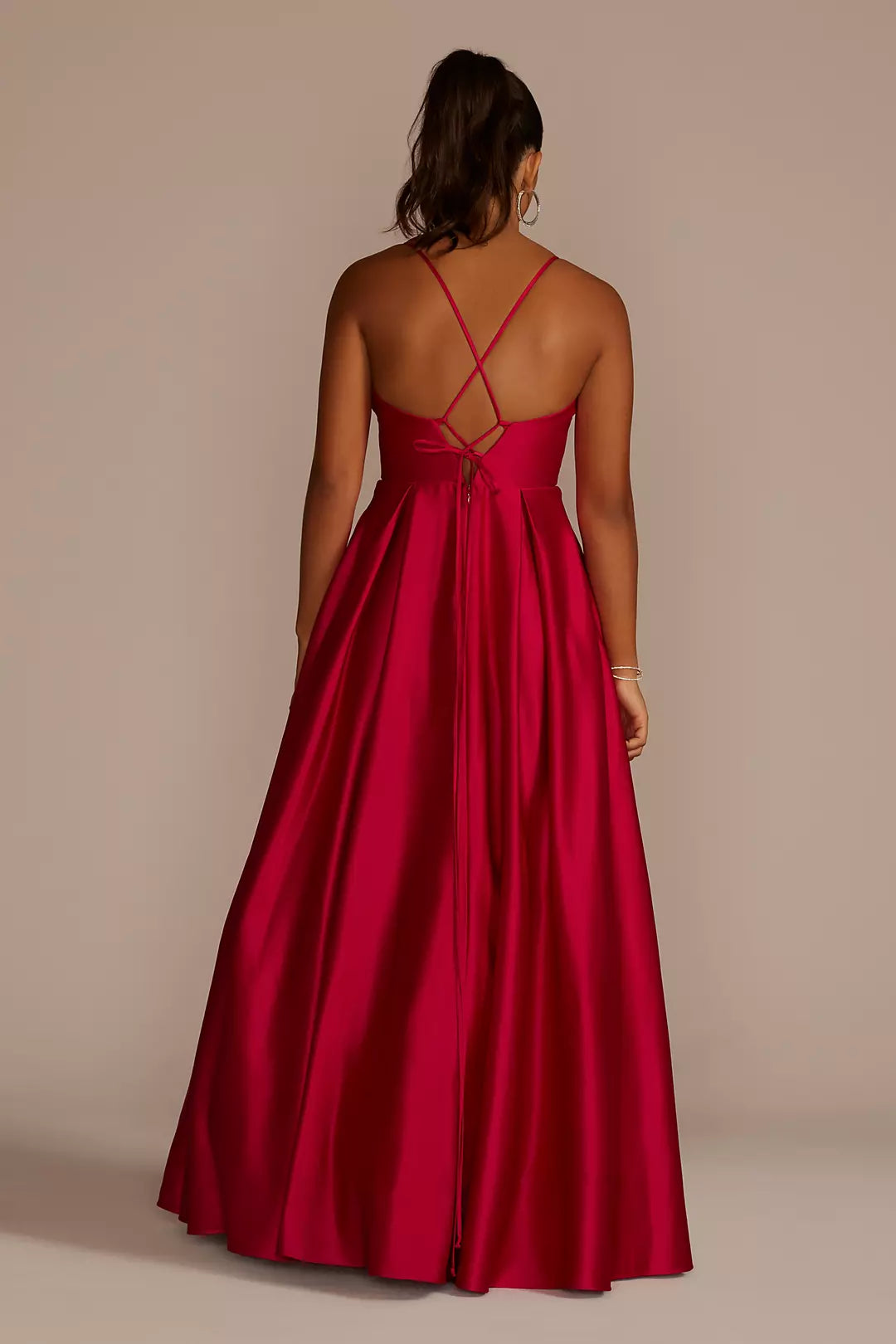 V collar backless sleeveless thin shoulder strap and floor length Prom dress