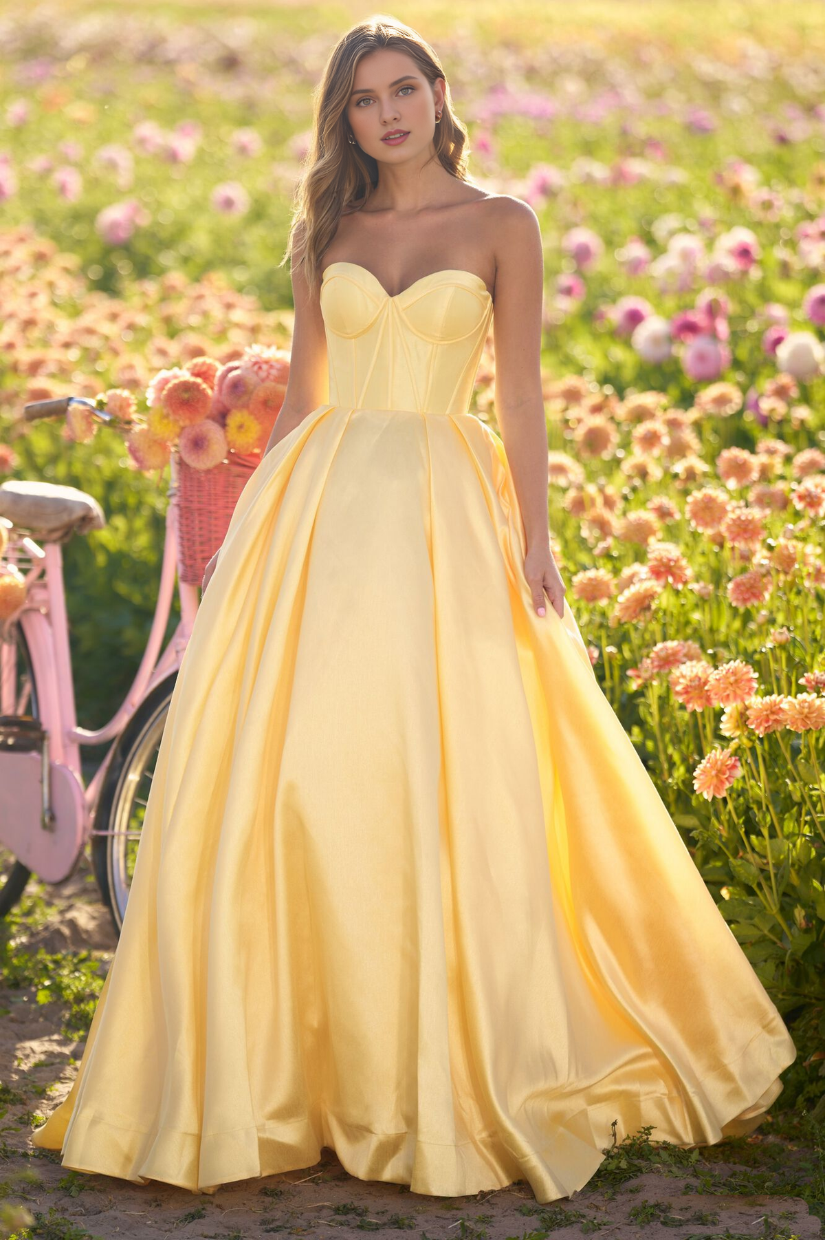 Strapless ball with tight corset and floor length Prom dress