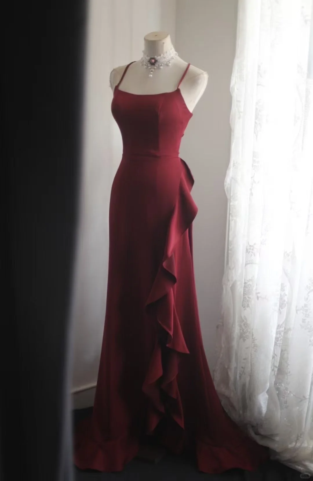 Chic Burgundy Spaghetti Strap Mermaid Gown Cascading Ruffles Prom Dress TP5643