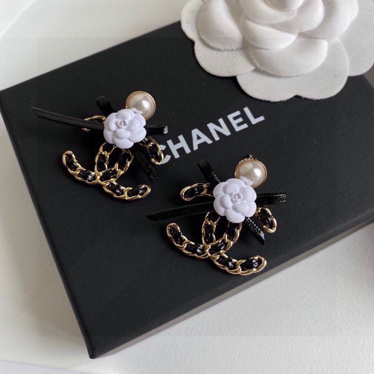 EN – Lux Earring Chanel 021