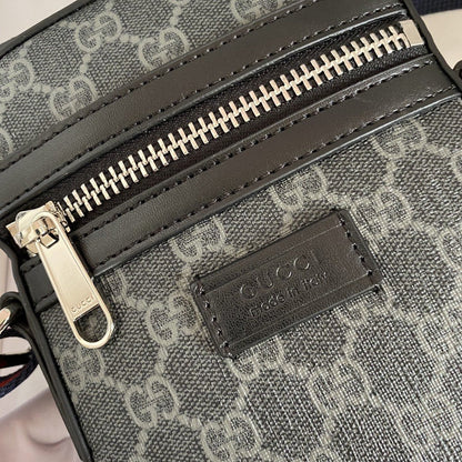 Gucci GG Supreme Messenger Bag