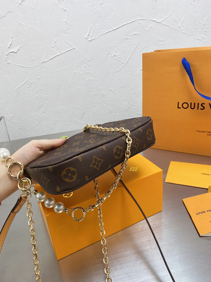 LV Ivy Monogram