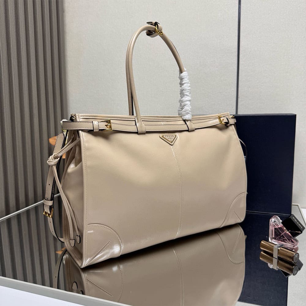Prada Bonnie extra-large leather handbag(HIGH-END GRADE)