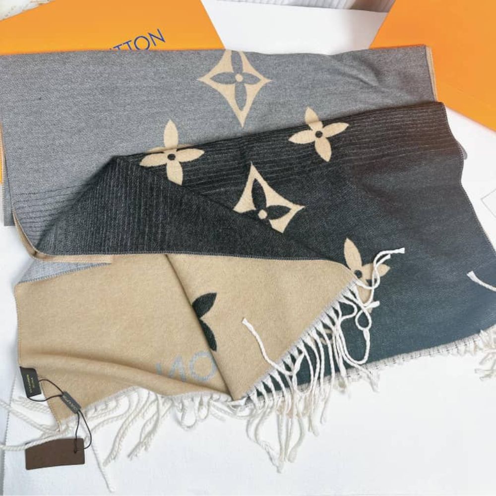 Louis Vuitton Gradient Shawl 190Cm
