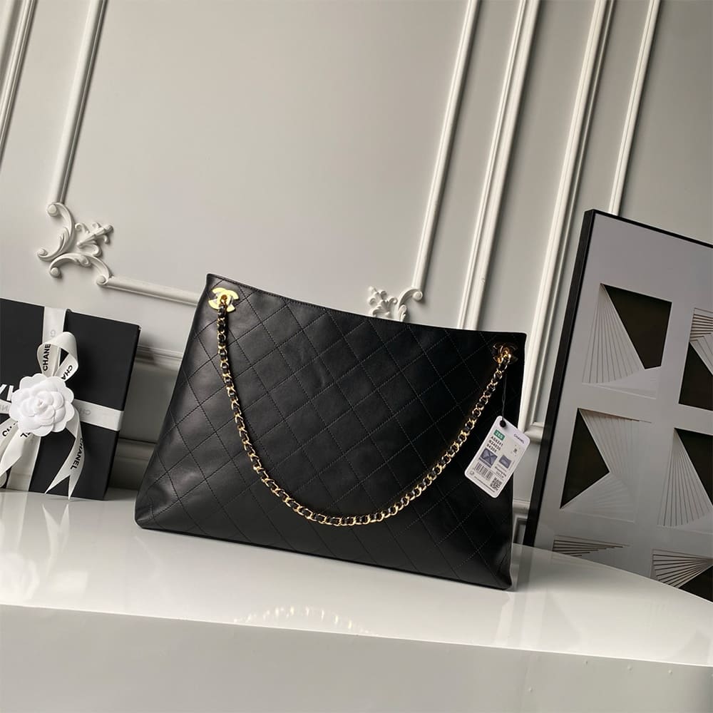 CHANEL Shopping Bag(HIGH-END GRADE)